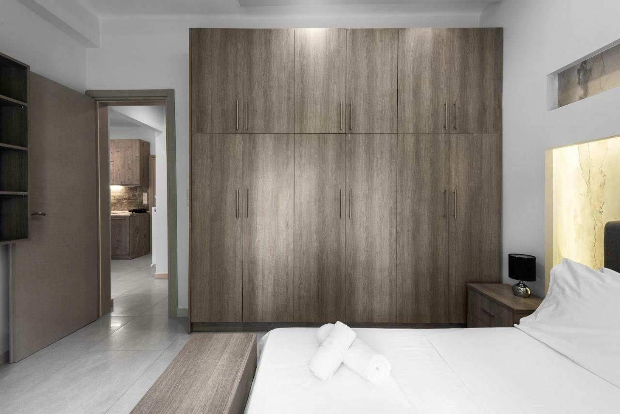 Cosmopolitan, Nilie Hospitality Mgmt * Thessaloniki